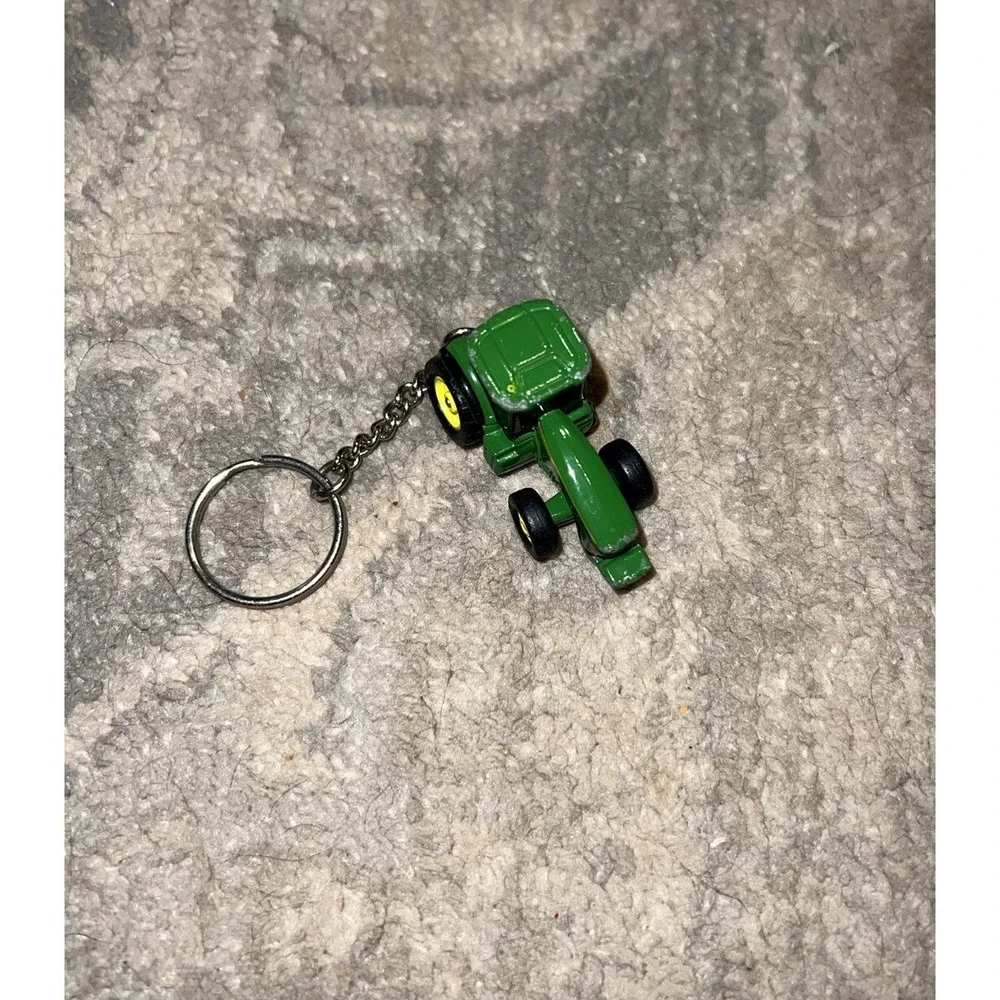 John Deere Ertl‎ Mini Tractor Key Chain Miniature Green Metal
